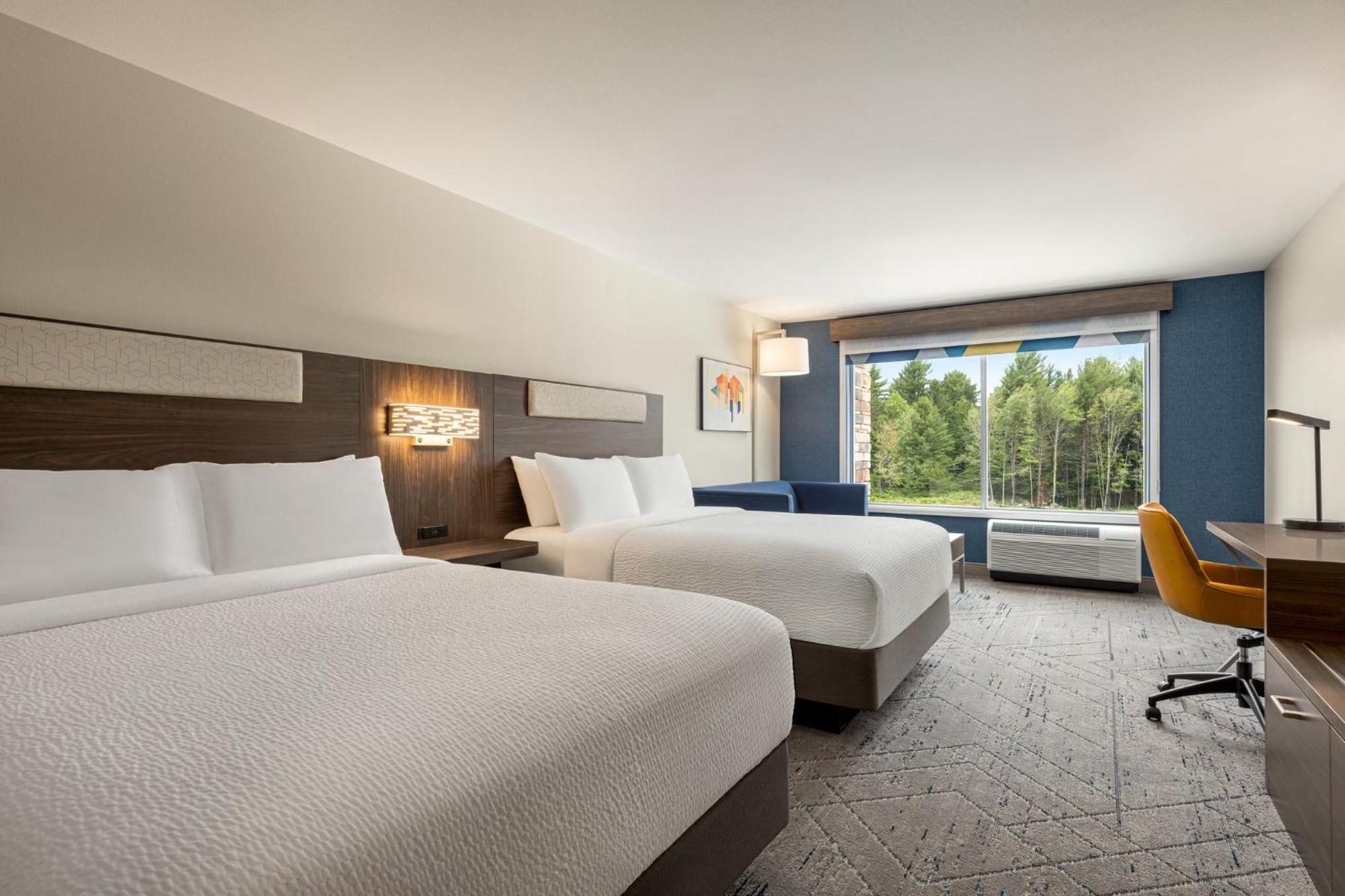 Holiday Inn Express & Suites Rhinelander By Ihg Luaran gambar