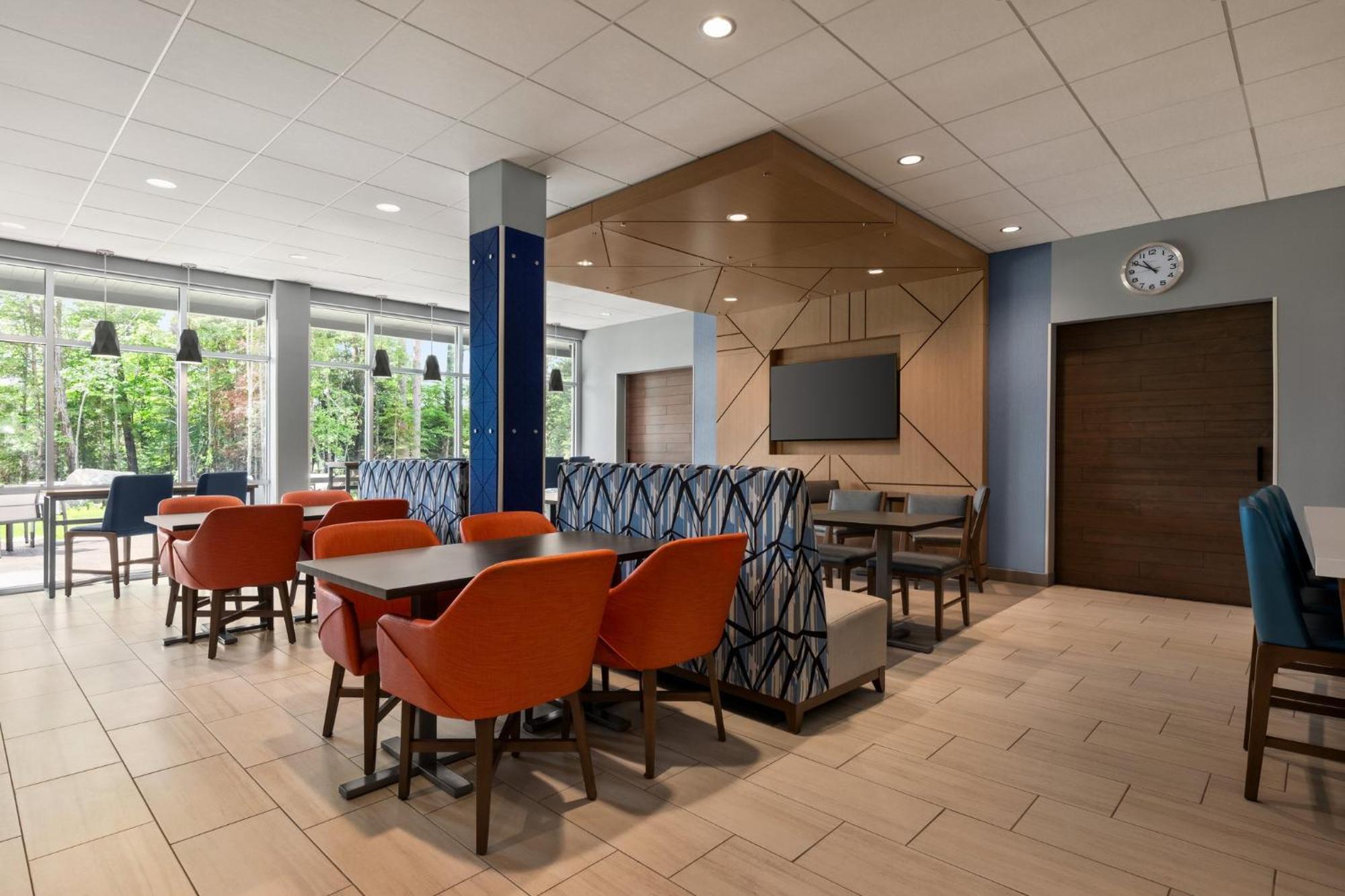 Holiday Inn Express & Suites Rhinelander By Ihg Luaran gambar