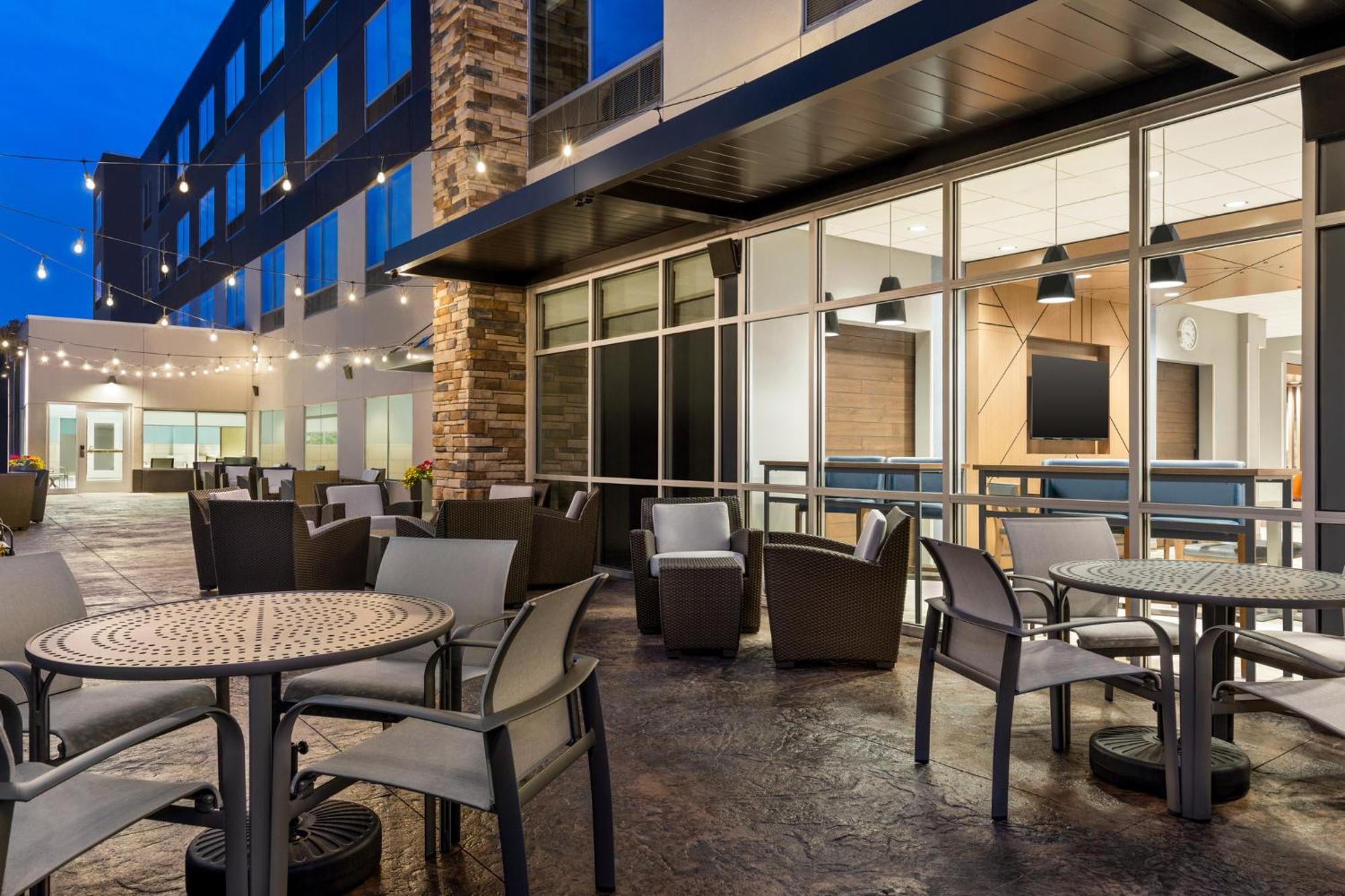 Holiday Inn Express & Suites Rhinelander By Ihg Luaran gambar